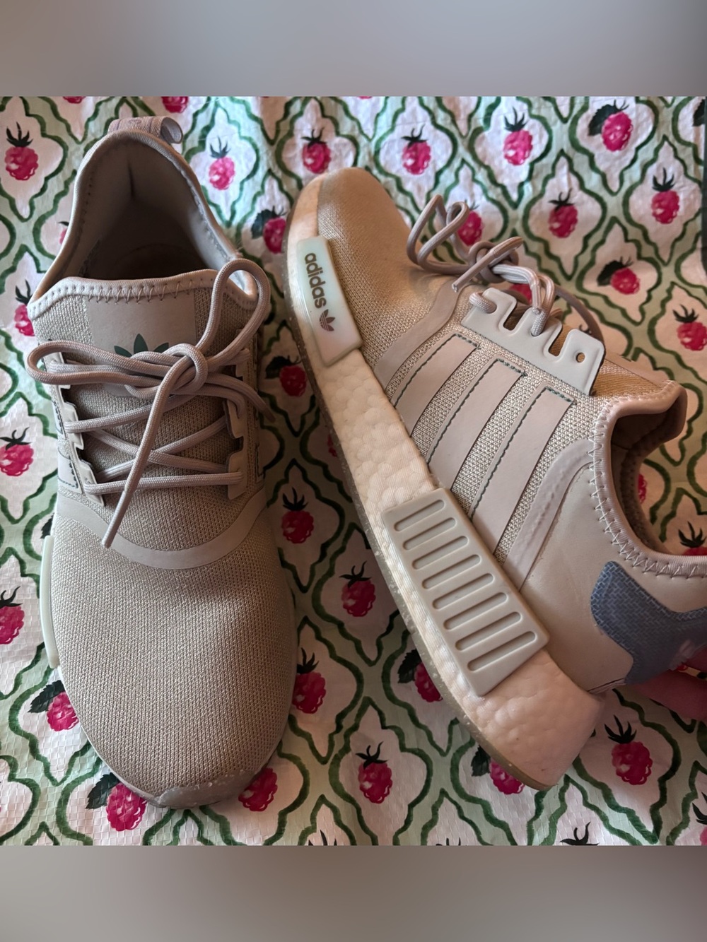 adidas Men’s Beige/Tan NMD_R1 Casual Sneakers